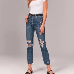 Abercrombie & Fitch High Rise Mom Jean Distressed Cropped 00S
